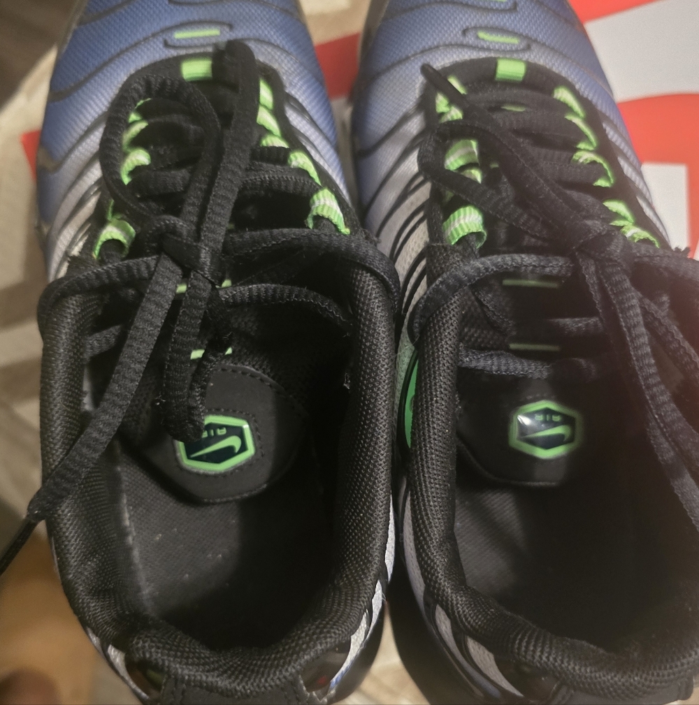 Nike Air Maz Plus (GS) - Picture 6 of 6